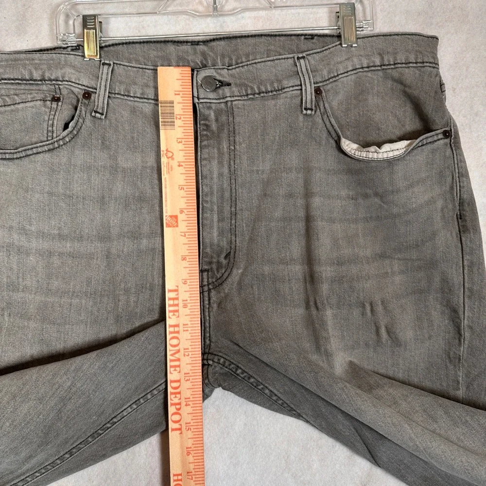 Levi's Jeans Mens 42x32 514 Straight Fit Grey Good Stretch Denim Pants